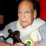 A_K_Hangal_at_14th_Hira_Manik_Awards.sm