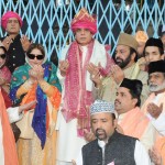 Prime Minister Raja Pervez Ashraf offering fateha and dua at the Mazar of Hazrat Khawaja Moin ud Din Chishti in Ajmer Sharif on 9 March 2013.